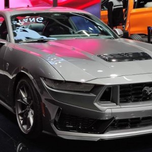 Mustang Dark HorseMЇ